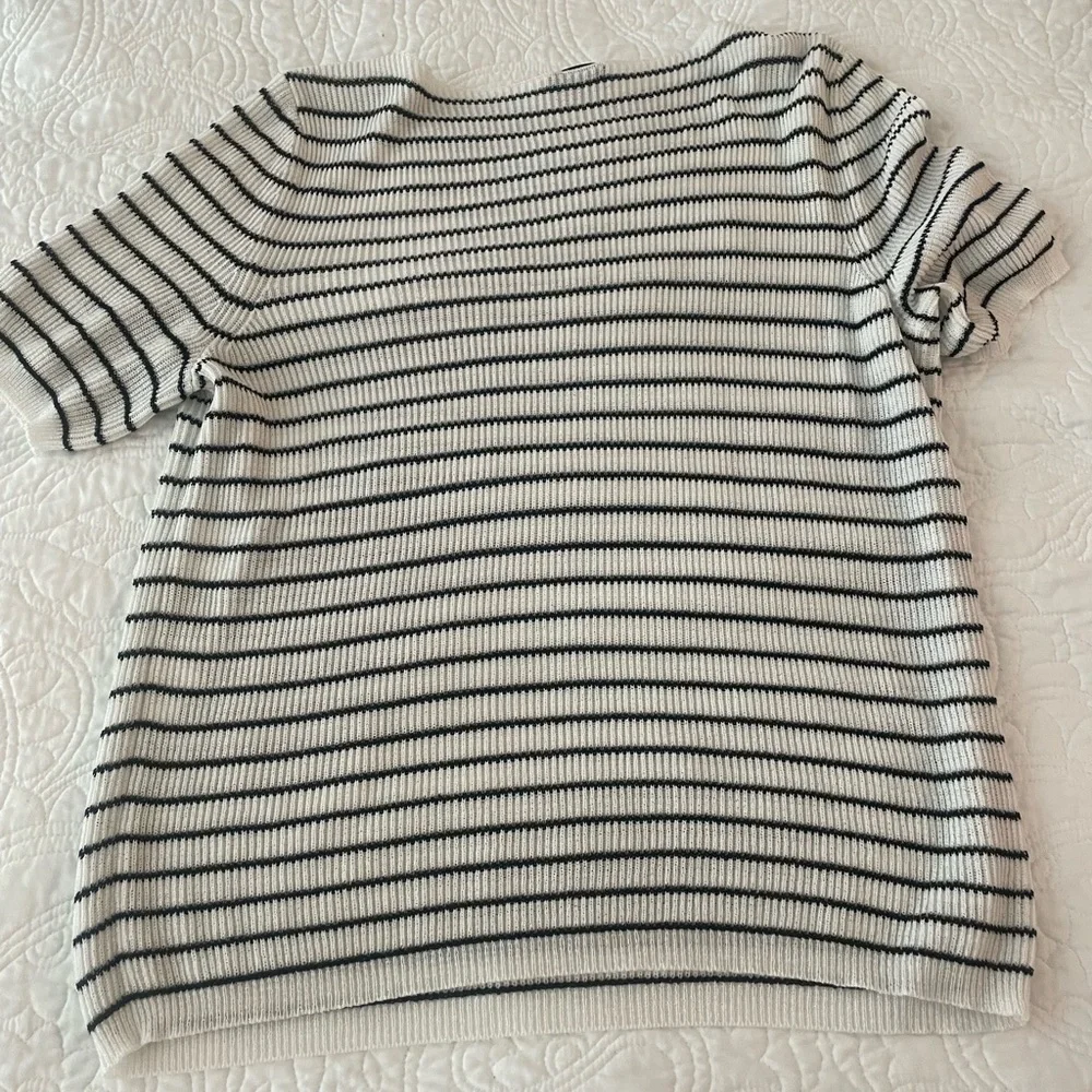 Authentic Chanel 17P Striped Knit Nautical Top size 46 P56070K07345